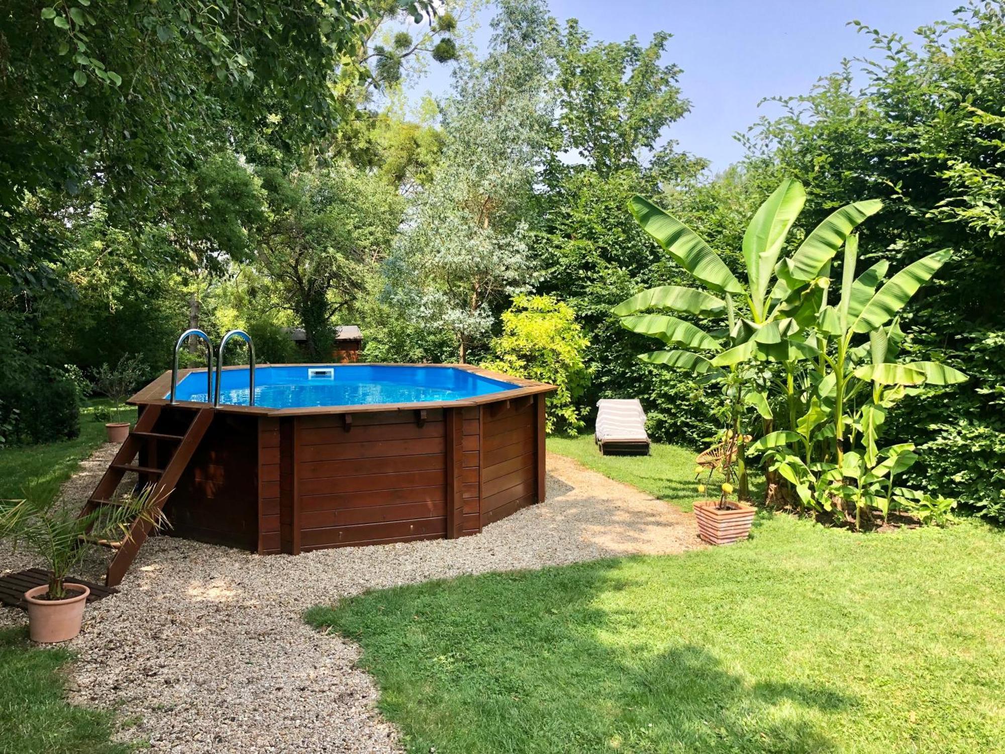 Les Glycines De Bougy Bed and Breakfast Exteriör bild